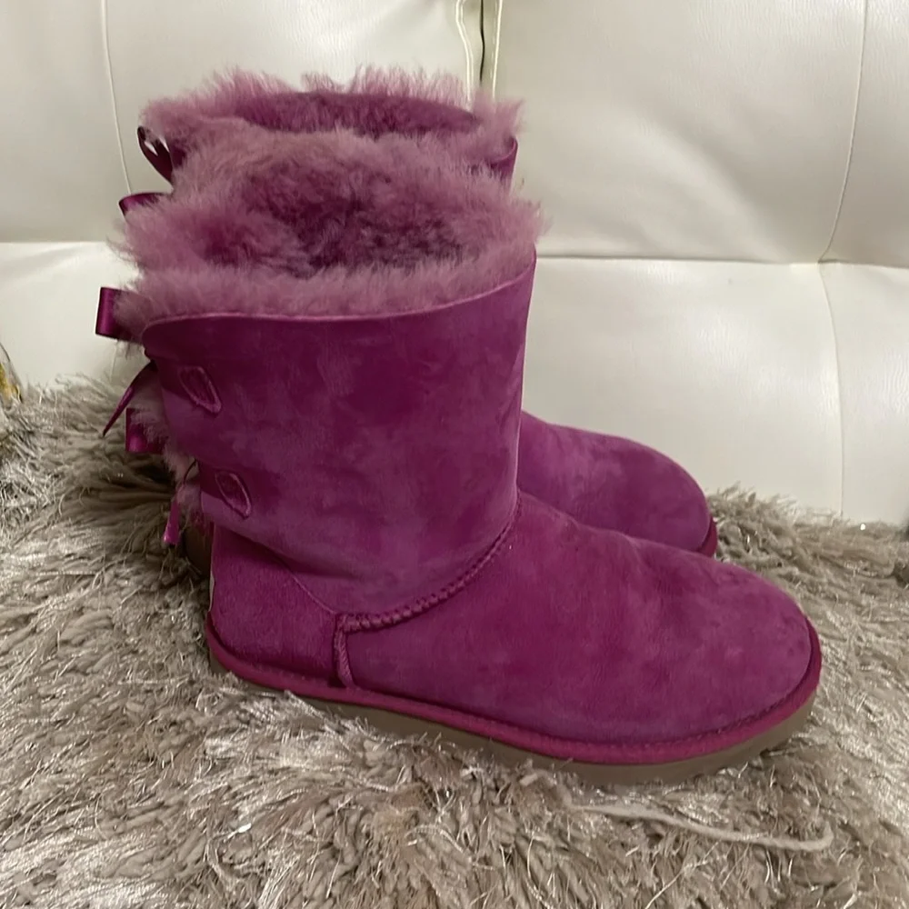 Boots - Picture 2 of 4